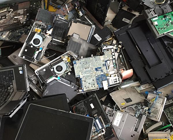 電子產(chǎn)品銷毀服務(wù)費(fèi)多少錢(電子產(chǎn)品銷毀處置什么價(jià)格) 電子產(chǎn)品銷毀服務(wù)費(fèi)多少錢(電子產(chǎn)品銷毀處置什么價(jià)格)